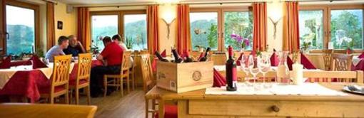 фото отеля Panoramahotel Gasthof Schonberger Nussdorf am Attersee
