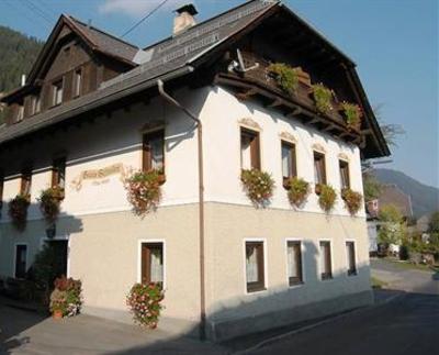 фото отеля Haus Schuler Pension