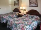 фото отеля Red Carpet Inn Endicott
