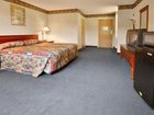 фото отеля Super 8 Sawyer