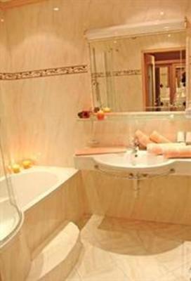 фото отеля Hotel Bergkristall Wildschoenau