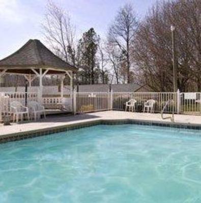 фото отеля Anniston Inn and Suites