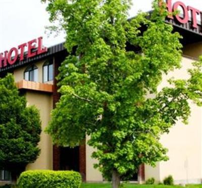 фото отеля Harrison Plaza Suite Hotel