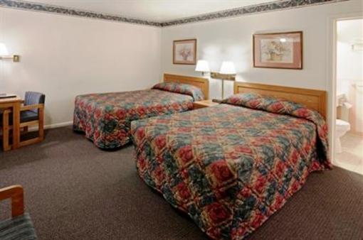 фото отеля Americas Best Value Inn Belleville (Kansas)