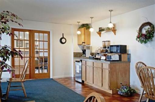 фото отеля Americas Best Value Inn Belleville (Kansas)