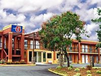 Motel 6 Atlanta - Northeast 4687