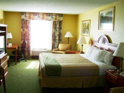 фото отеля Holiday Inn Express Charles Town