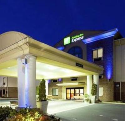 фото отеля Holiday Inn Express Charles Town
