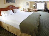 Holiday Inn Express Charles Town