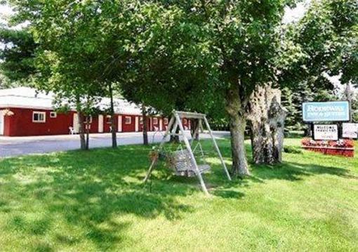 фото отеля Rodeway Inn & Suites Brunswick (Maine)