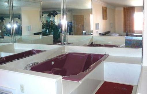 фото отеля Airport Inn and Suites Houston