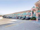 фото отеля Airport Inn and Suites Houston
