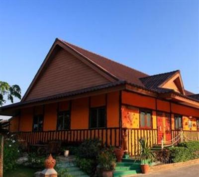 фото отеля Chomwana Resort & Horse Club