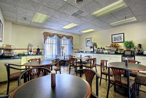 фото отеля BEST WESTERN Inn Mount Pleasant