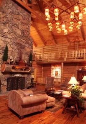 фото отеля Dancing Bear Lodge