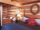 фото отеля Dancing Bear Lodge