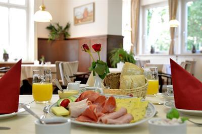 фото отеля Arnimsruh Hotel Garni