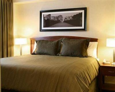 фото отеля Sandman Hotel & Suites Calgary West