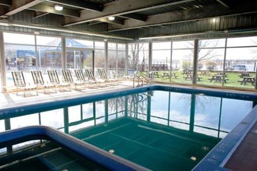 фото отеля Holiday Inn Grand Haven - Spring Lake