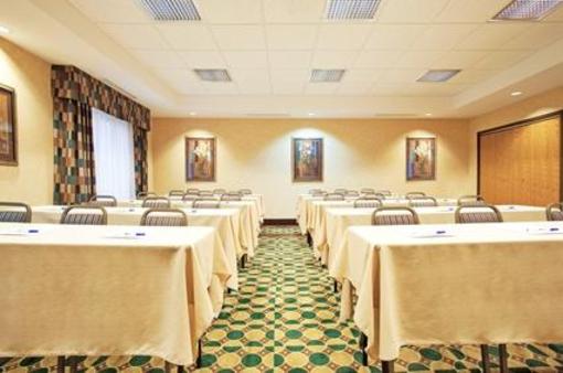 фото отеля Holiday Inn Express Hotel & Suites Morris