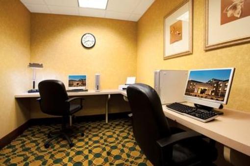 фото отеля Holiday Inn Express Hotel & Suites Morris