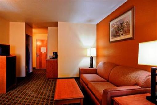 фото отеля Holiday Inn Express Hotel & Suites Hesperia