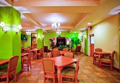 фото отеля Holiday Inn Express Hotel & Suites Hesperia