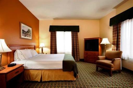 фото отеля Holiday Inn Express Hotel & Suites Hesperia
