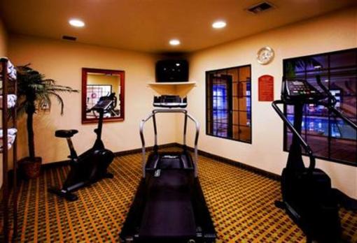фото отеля Holiday Inn Express Hotel & Suites Hesperia