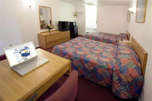 фото отеля Americas Best Value Inn - San Antonio Lackland AFB