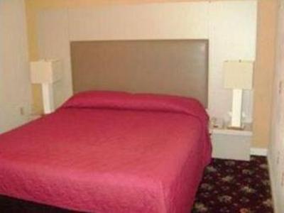 фото отеля International Inn and Suites on Cape Cod