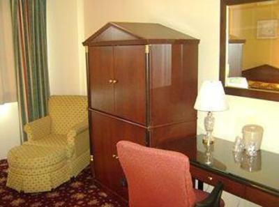 фото отеля International Inn and Suites on Cape Cod