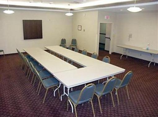 фото отеля Holiday Inn Express Hauppauge