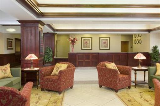фото отеля Holiday Inn Express Hauppauge