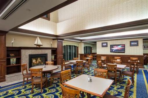 фото отеля Holiday Inn Express Hauppauge