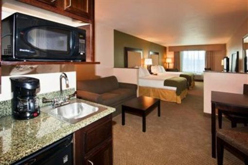 фото отеля Holiday Inn Express Hotel & Suites Dewitt (Syracuse)