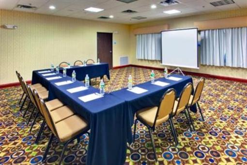 фото отеля Holiday Inn Express Hotel & Suites Dewitt (Syracuse)