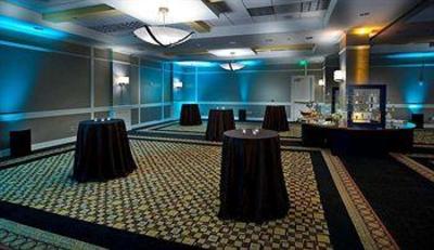 фото отеля Doubletree Hotel San Diego Mission Valley