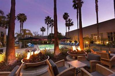 фото отеля Doubletree Hotel San Diego Mission Valley