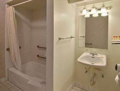 фото отеля Days Inn Lombard Street