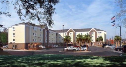 фото отеля Candlewood Suites I-26 @ Northwoods Mall