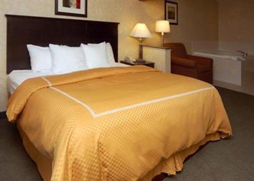 фото отеля Crowne Plaza Grand Rapids Airport