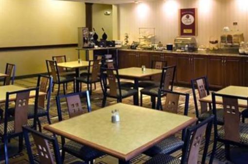 фото отеля Crowne Plaza Grand Rapids Airport