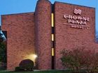 фото отеля Crowne Plaza Grand Rapids Airport