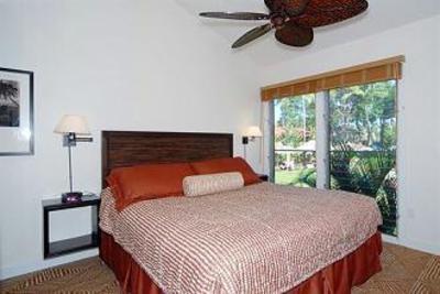 фото отеля Outrigger Aina Nalu Resort Lahaina