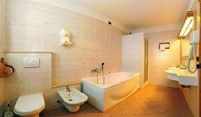 фото отеля Romantik Hotel Jolanda Sport
