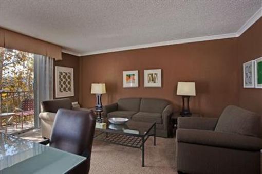 фото отеля Holiday Inn Universal Studios Hollywood