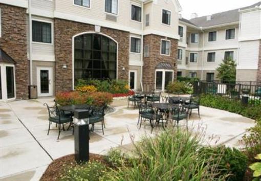 фото отеля Staybridge Suites Detroit-Utica