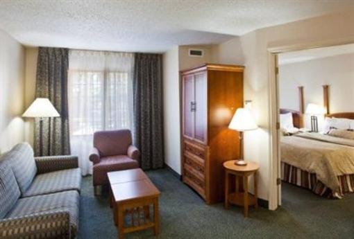 фото отеля Staybridge Suites Detroit-Utica