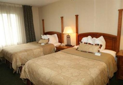 фото отеля Staybridge Suites Detroit-Utica